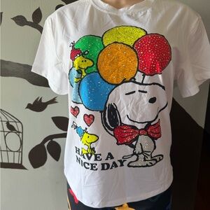 Peanuts Snoopy women’s T-Shirt - White with Multicolored Balloons